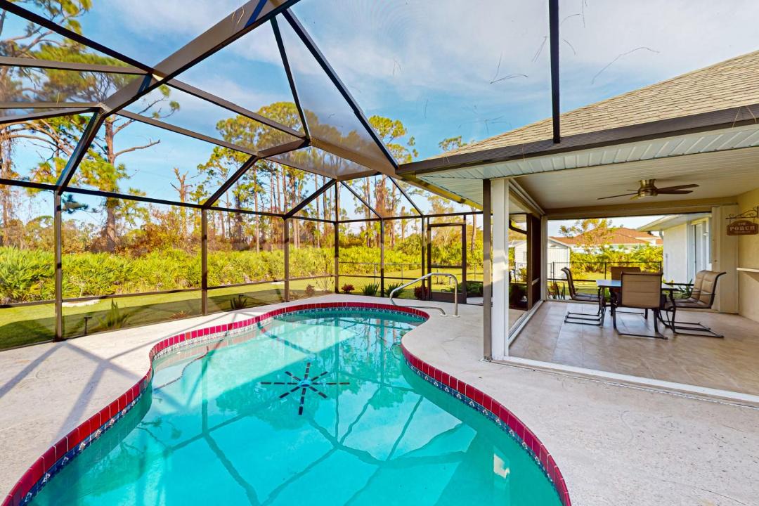 Photo of Patio Balcony in Gulf Cove