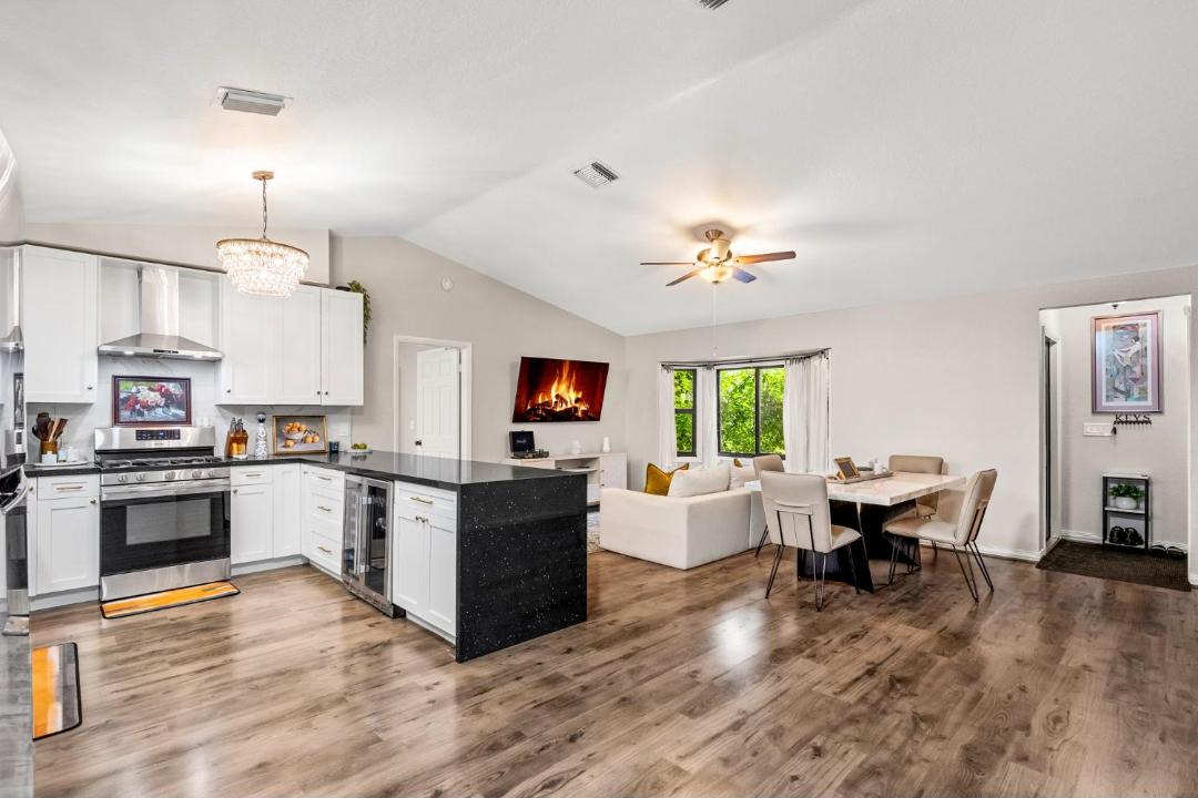 Photo of Kitchen in Hunt Club