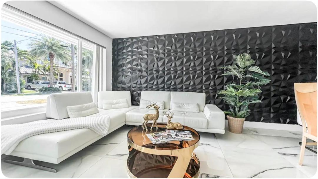 Photo of Livingroom in Lighthouse Point