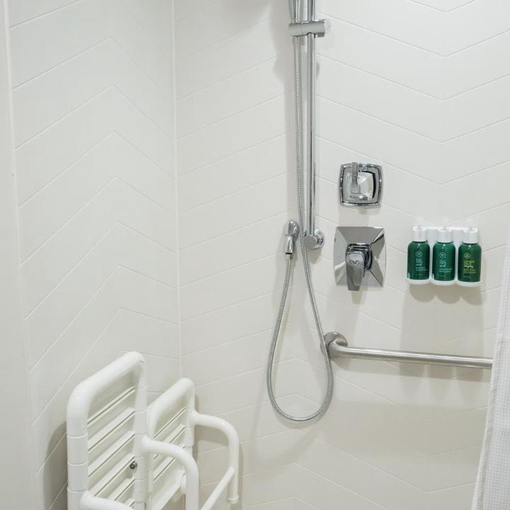 Photo of Bathroom in Tropic