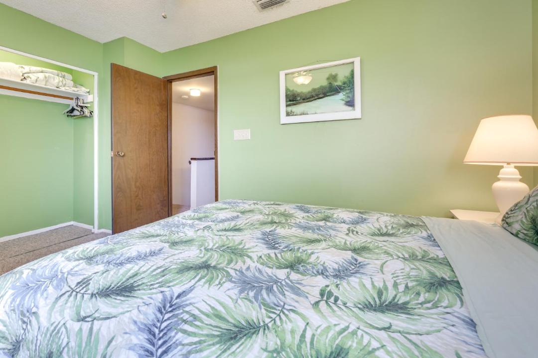 Photo of Bedroom in Welaka