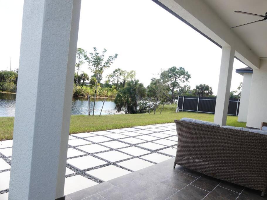 Photo of Patio Balcony in Jacarandas