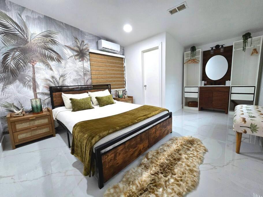 Photo of Bedroom in Sunset