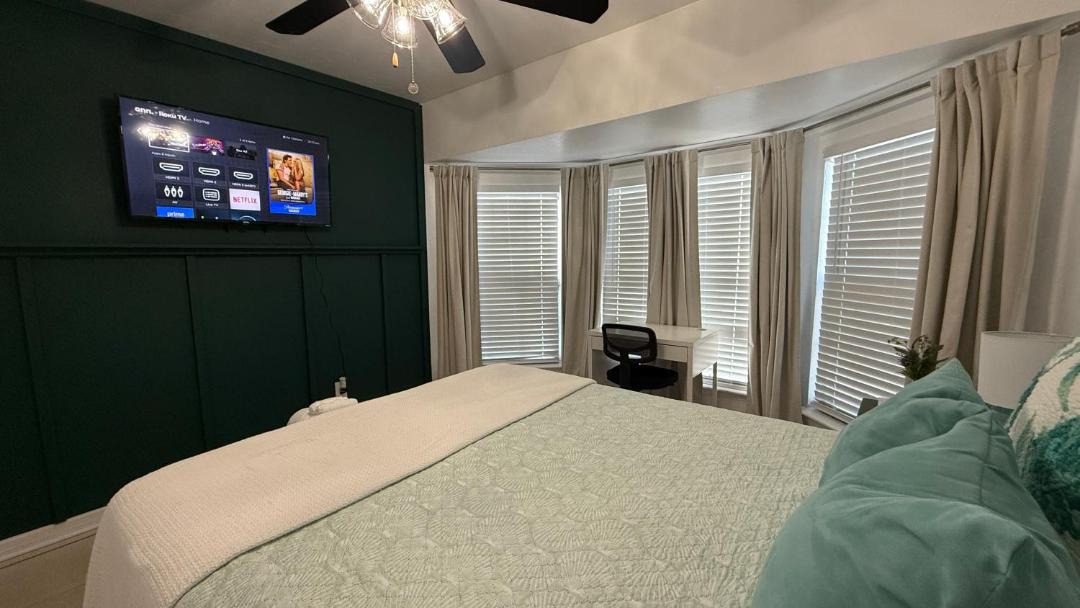 Photo of Bedroom in Sandalwood
