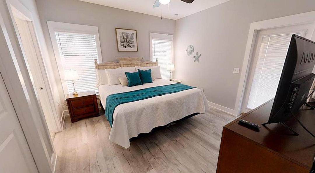 Photo of Bedroom in El Centro Beach