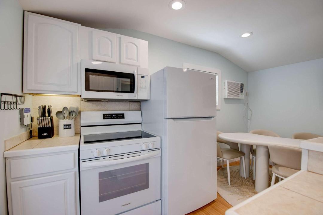Photo of Kitchen in Historic Seaport