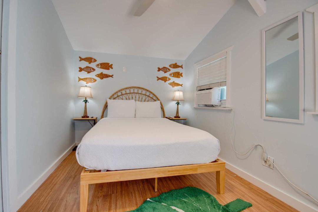 Photo of Bedroom in Historic Seaport