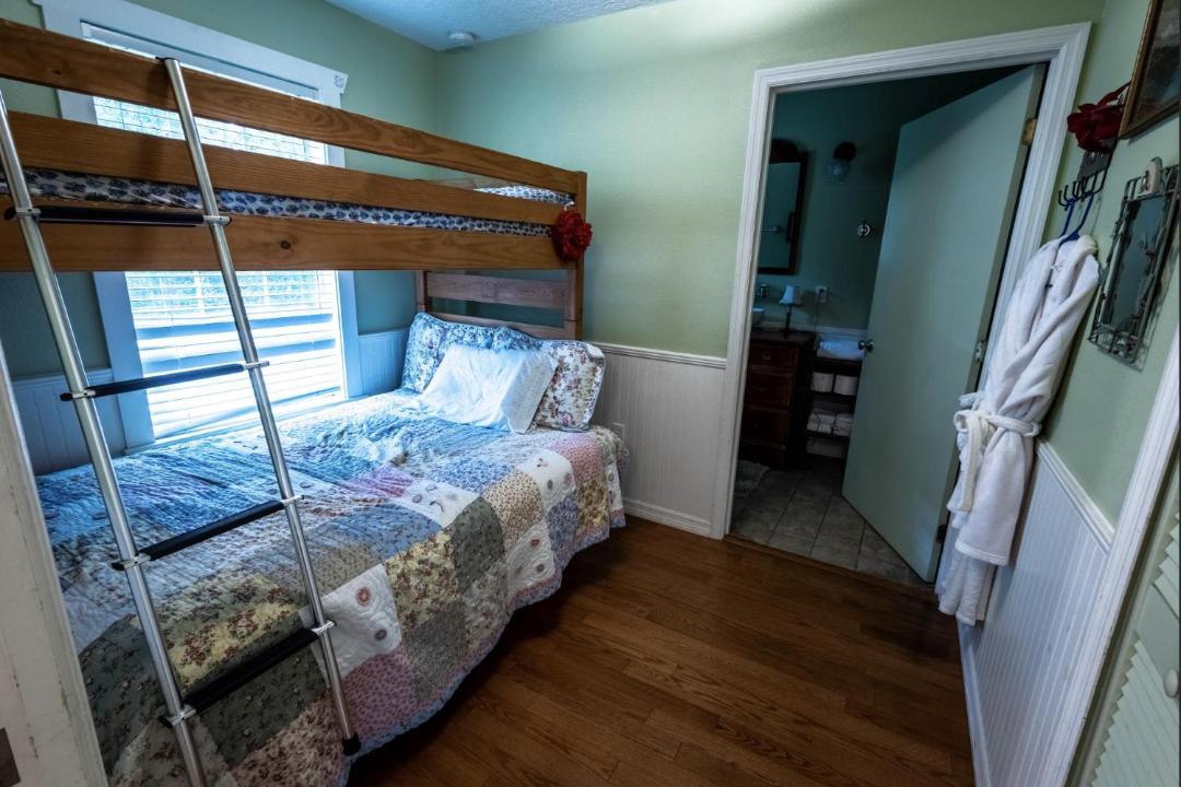 Photo of Bedroom in Orange City