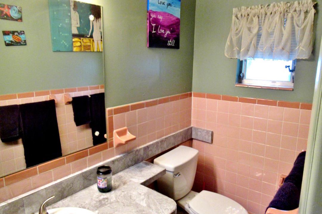 Photo of Bathroom in Orient Park