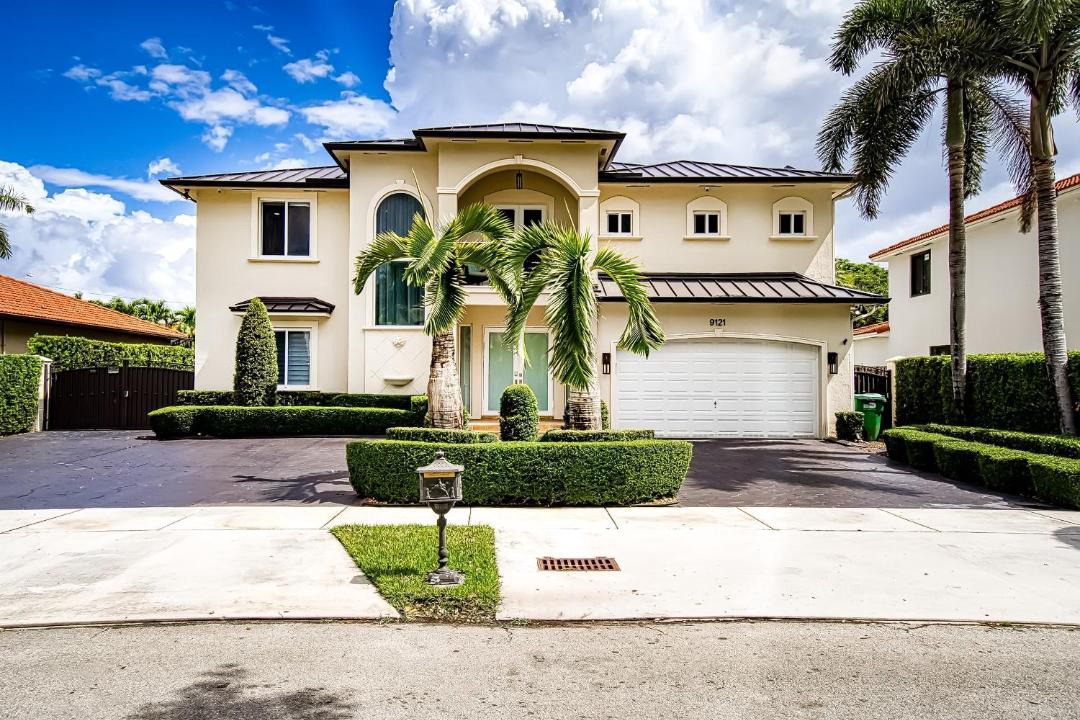 Photo of Others in Miami Lakes