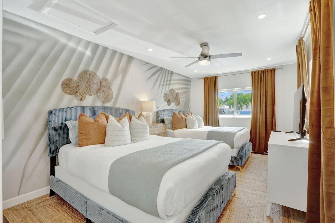 Photo of Bedroom in Garden Isles