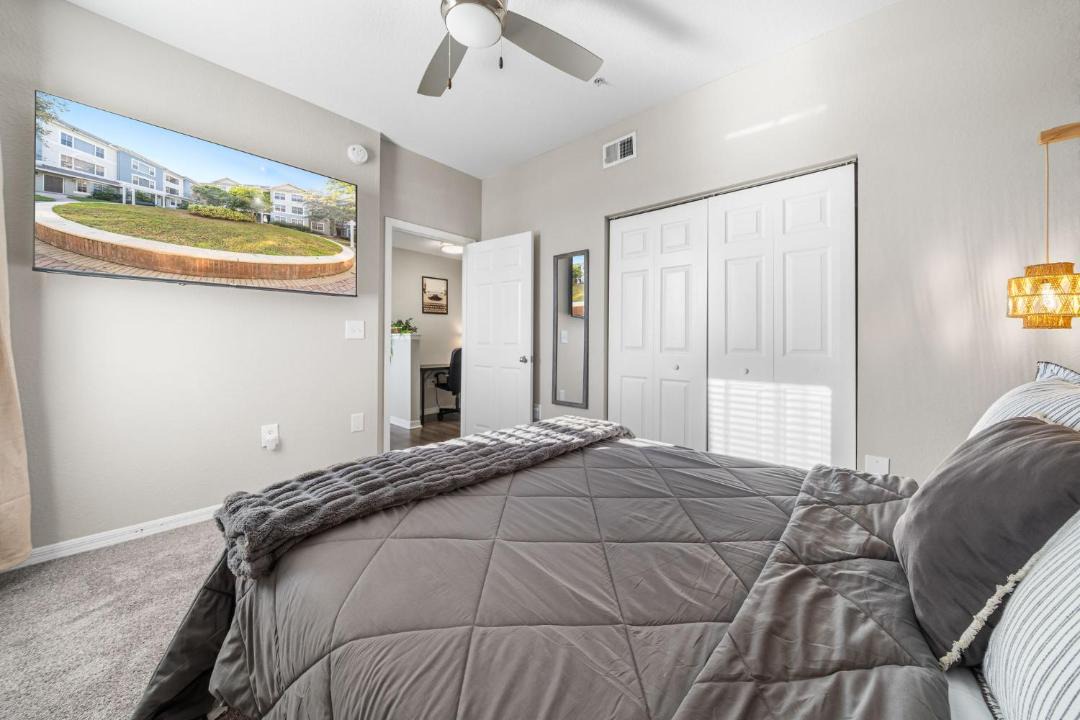 Photo of Bedroom in Westchase