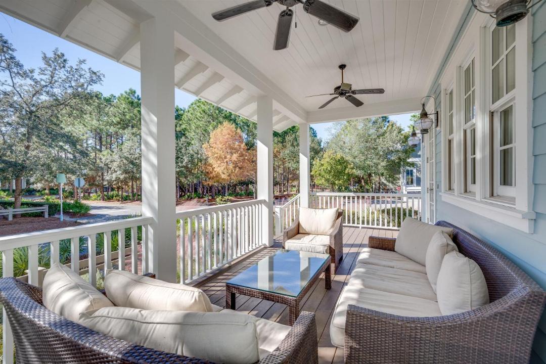 Photo of Patio Balcony in Forest District