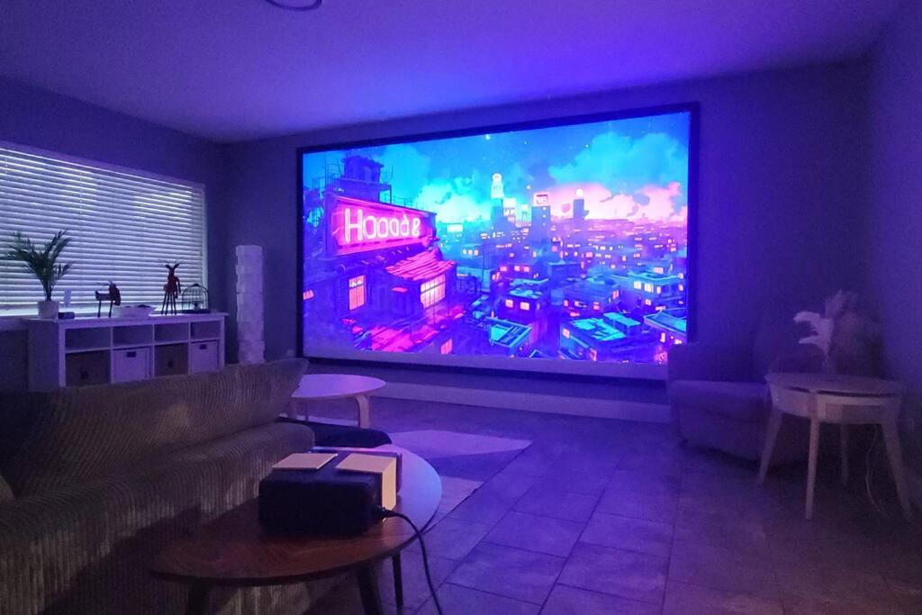Photo of Livingroom in Jacksonville