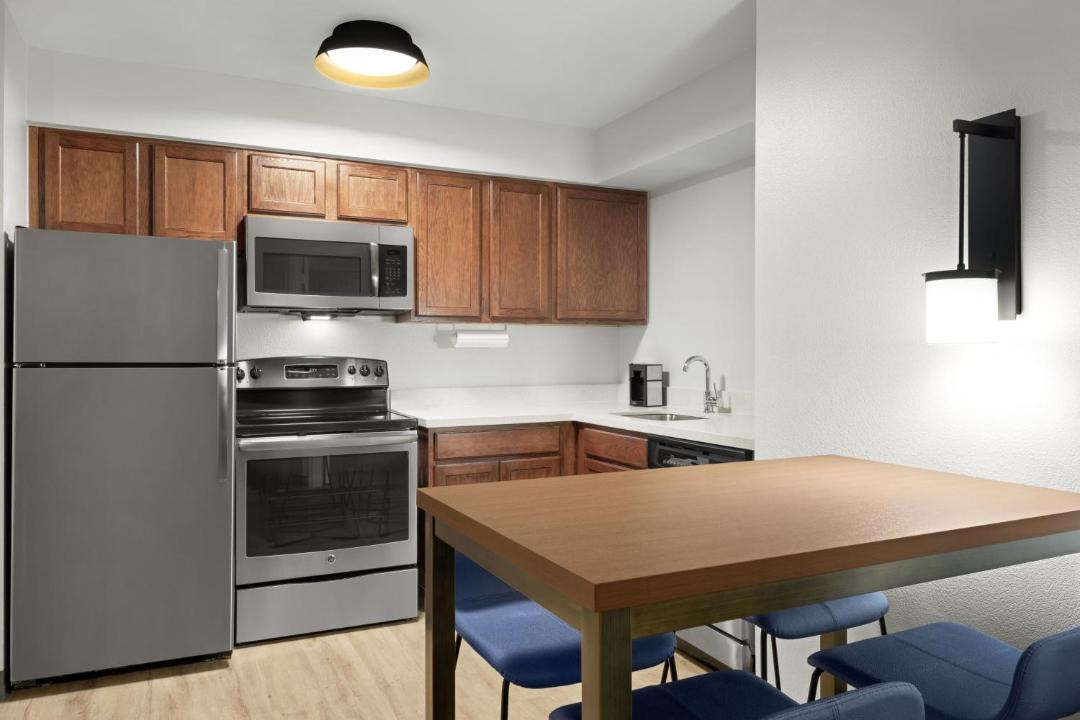Photo of Kitchen in Carver City - Lincoln Gardens