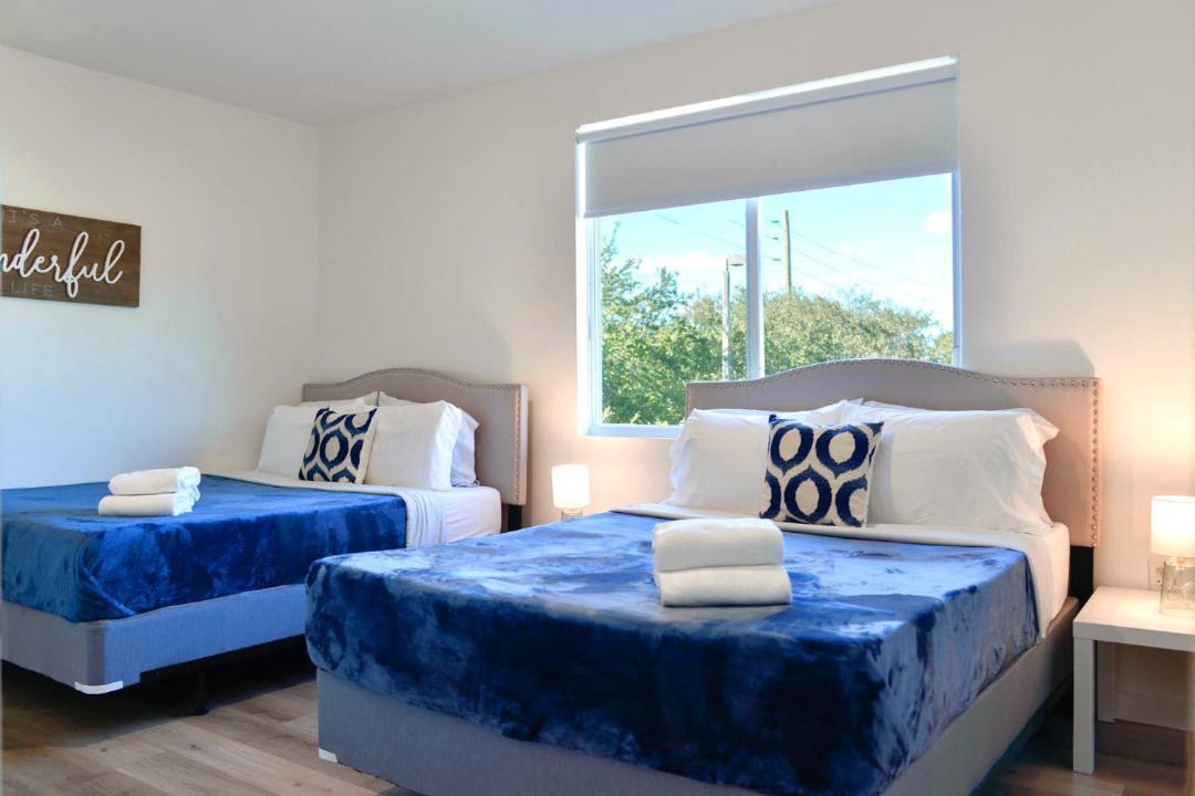Photo of Bedroom in Golden Glades