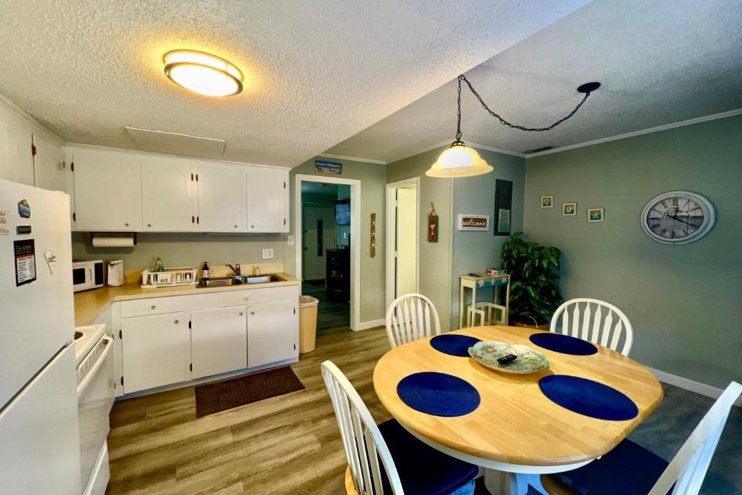 Photo of Kitchen in Crescent Beach