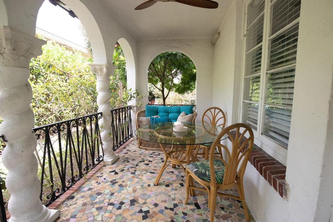Photo of Patio Balcony in Douglas