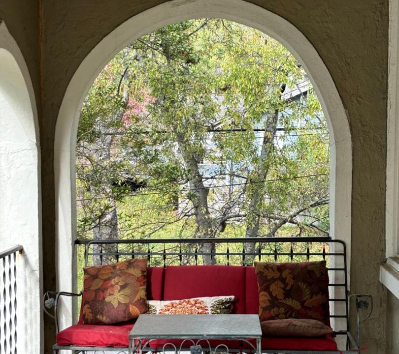 Photo of Patio Balcony in Crestline Heights