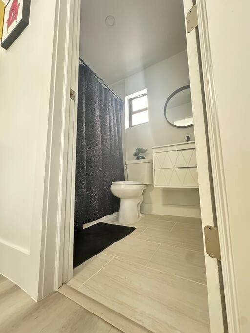 Photo of Bathroom in Allapattah