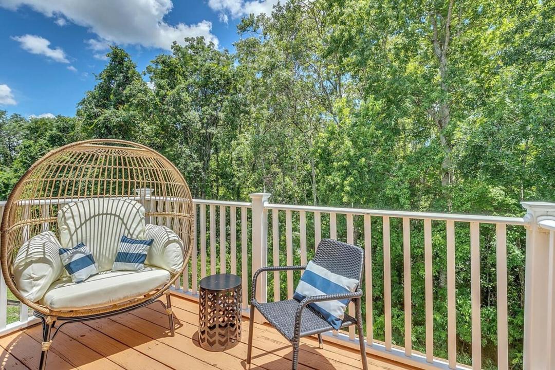 Photo of Patio Balcony in Windwood Bay