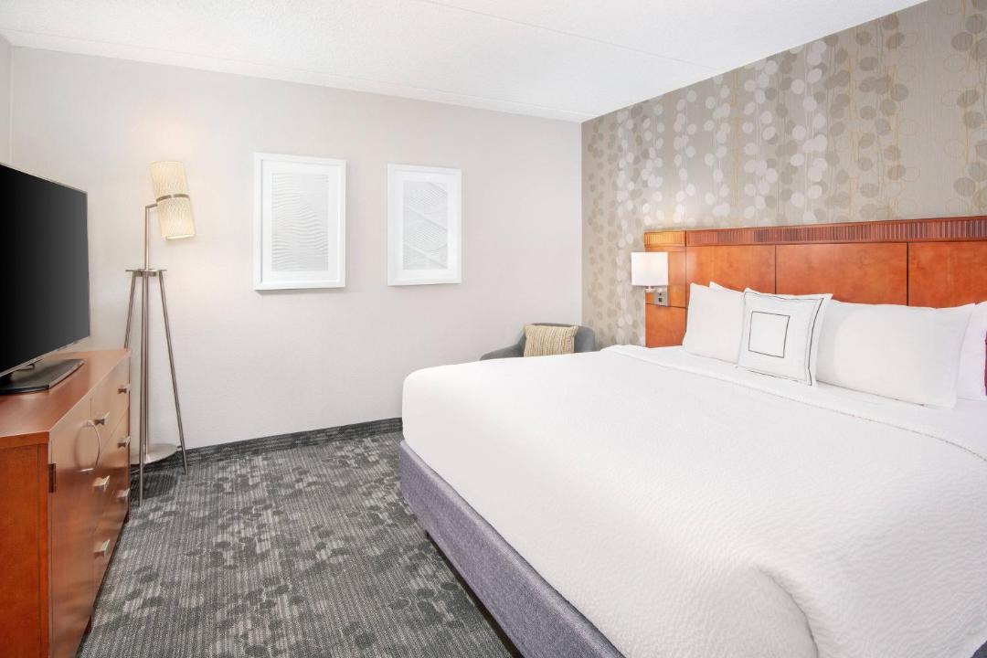 Photo of Bedroom in Homewood