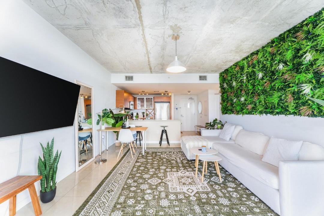 Photo of Livingroom in Midtown