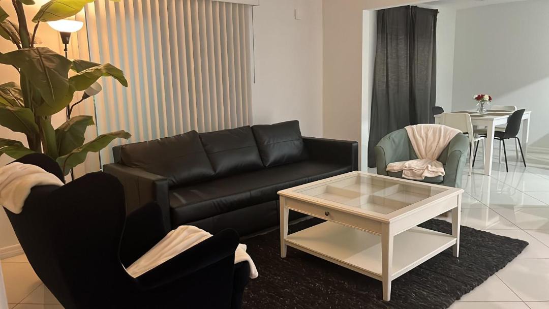 Photo of Livingroom in Coral Way