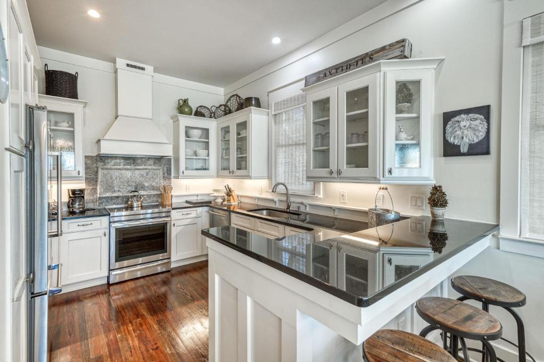 Photo of Kitchen in Delos