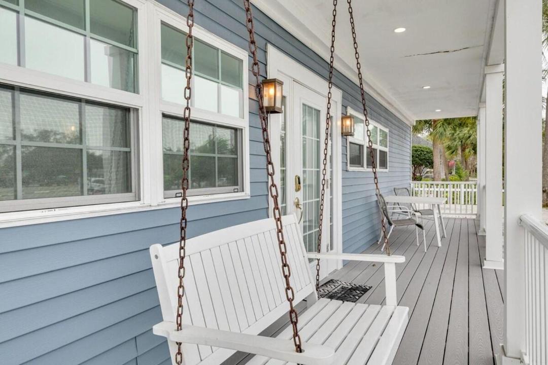 Photo of Patio Balcony in Downtown Dunedin