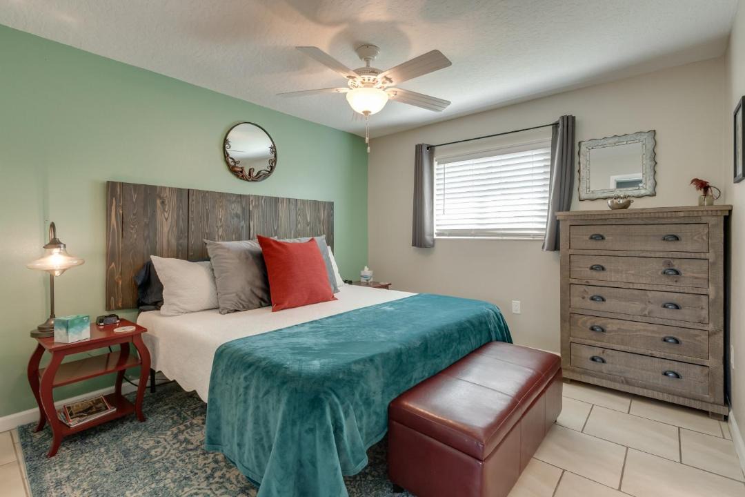 Photo of Bedroom in Melbourne Beach
