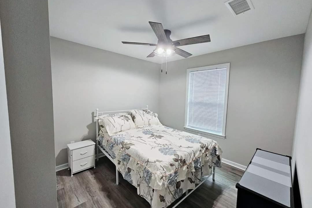 Photo of Bedroom in Crawfordville