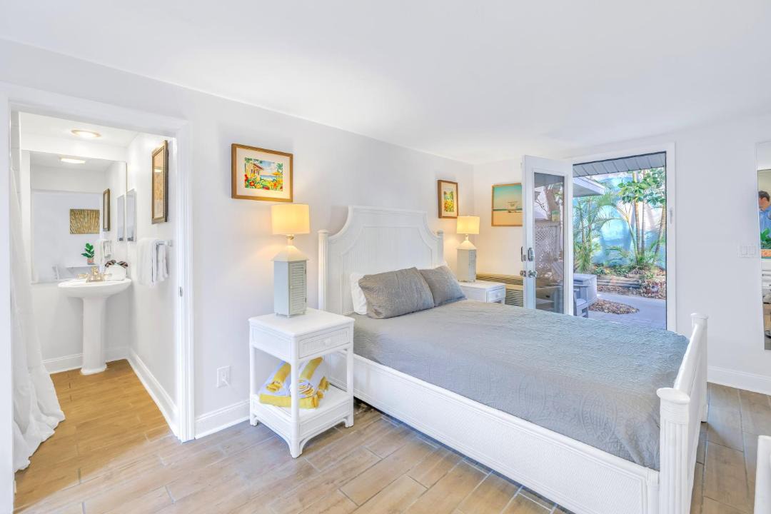 Photo of Bedroom in Siesta Key Village