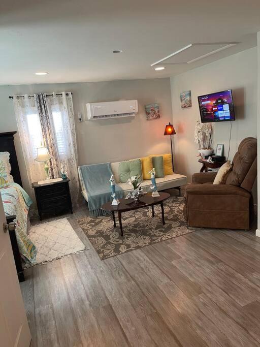 Photo of Livingroom in Southside
