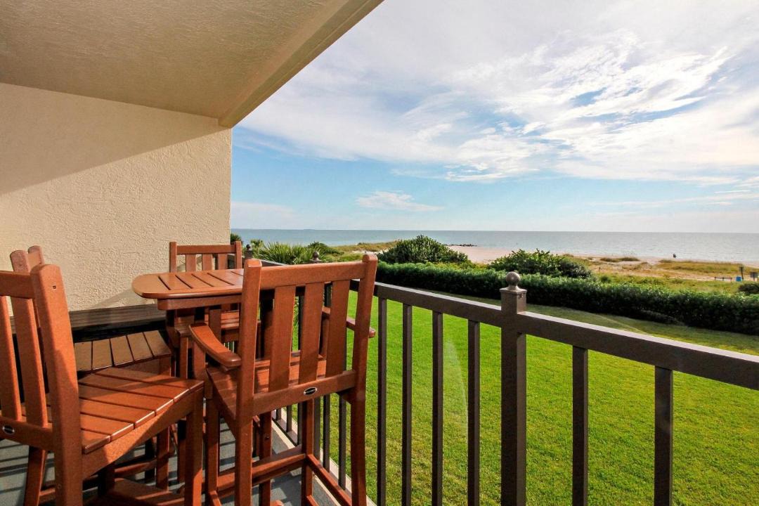 Photo of Patio Balcony in Sunset Beach