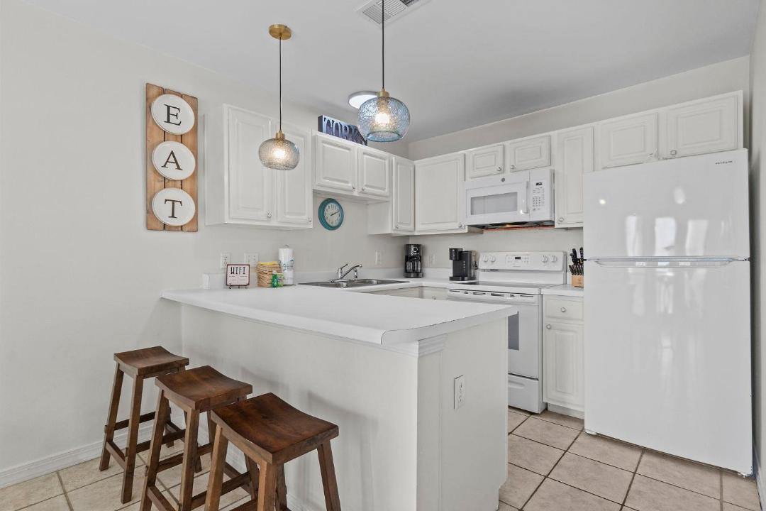 Photo of Kitchen in Ono Island