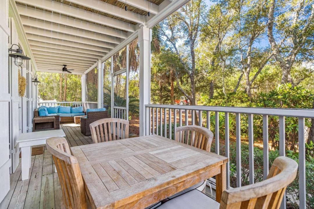 Photo of Patio Balcony in Sugarwood Beach