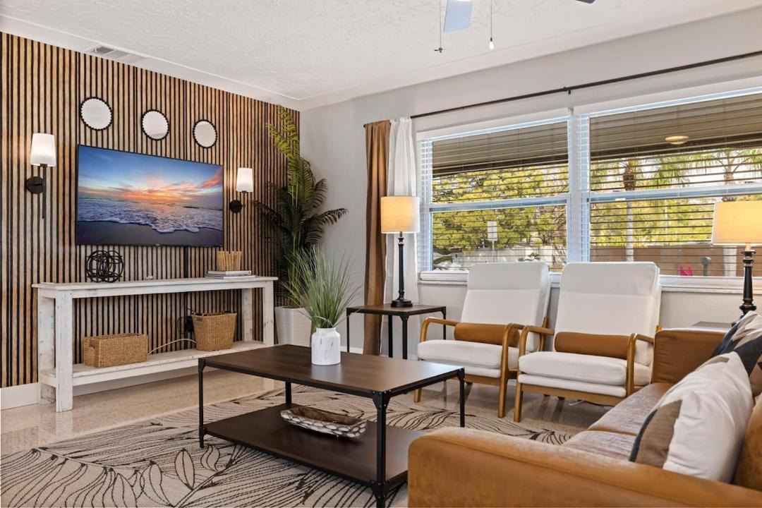Photo of Livingroom in Pinellas Park