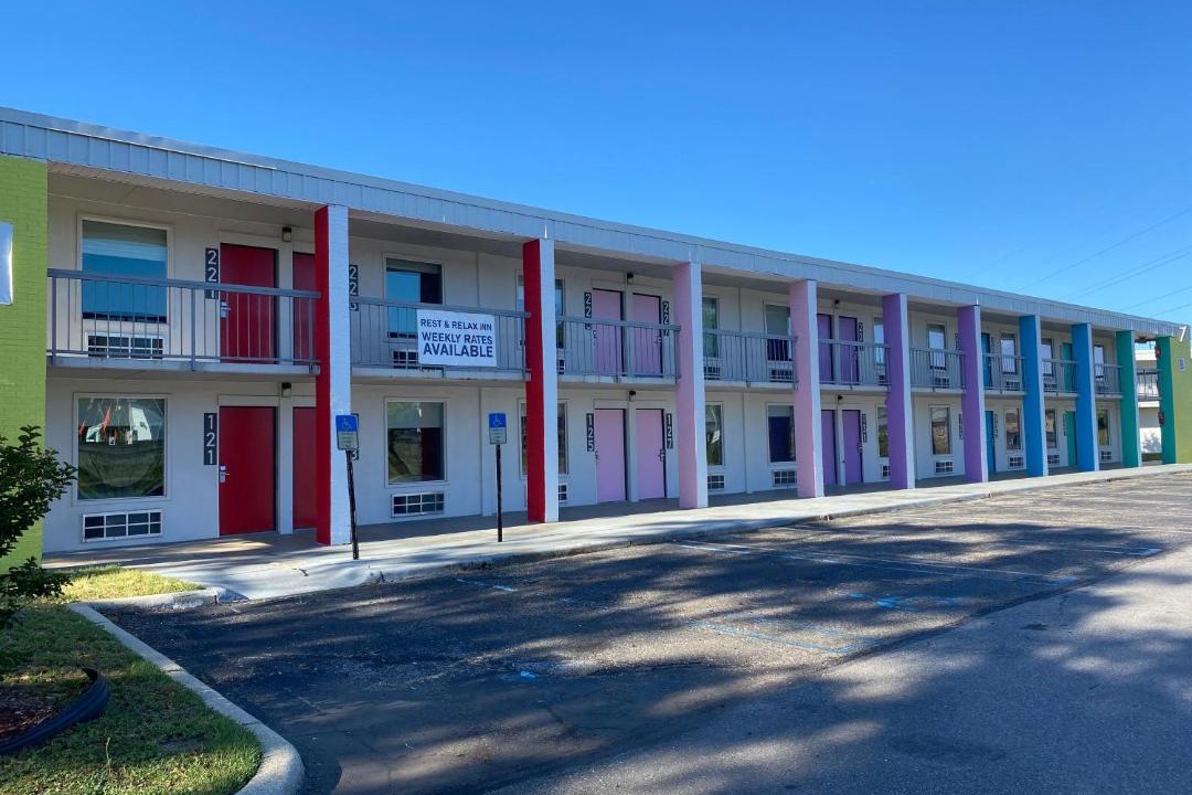 Photo of Buildings in Ferry Pass
