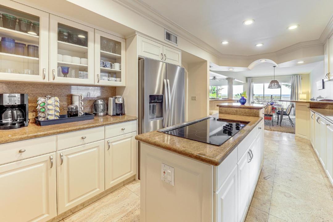 Photo of Kitchen in Lauderdale Beach