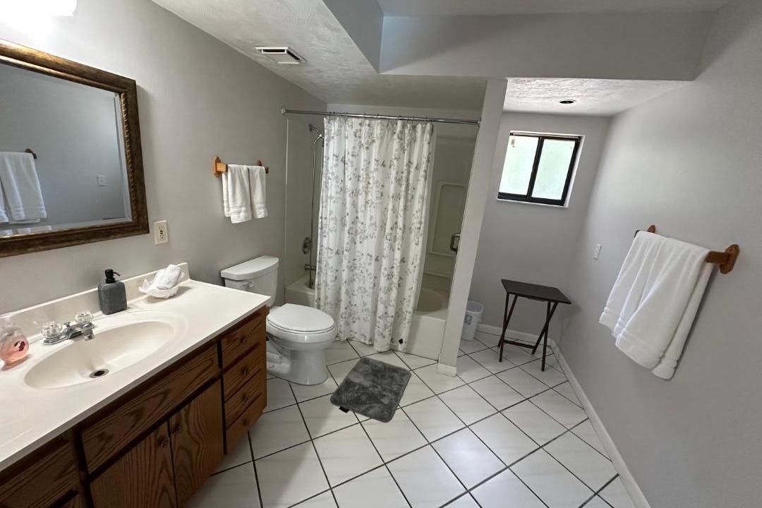 Photo of Bathroom in Naples