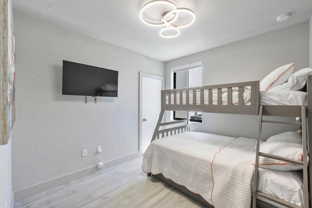 Photo of Bedroom in Monroe County