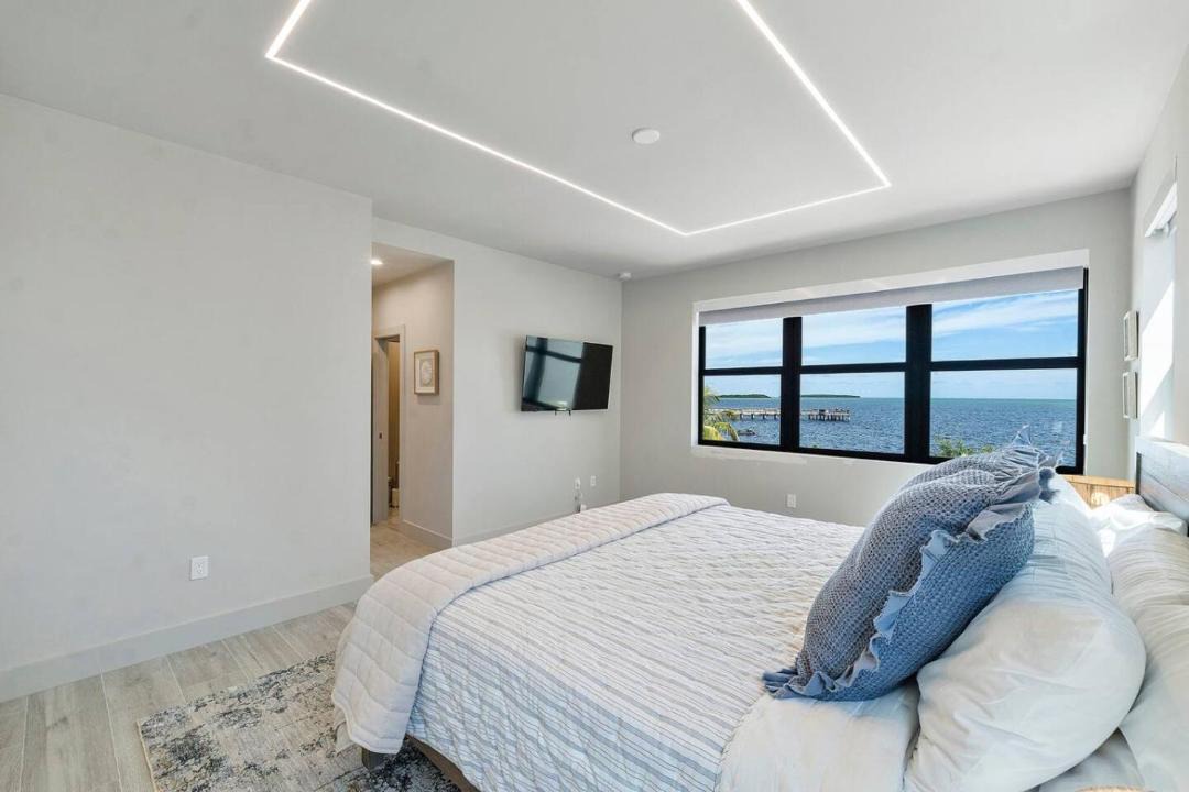 Photo of Bedroom in Monroe County