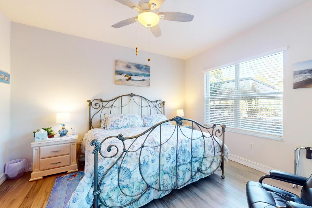Photo of Bedroom in Vanderbilt Beach