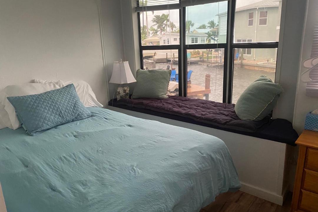 Photo of Bedroom in Nettles Island