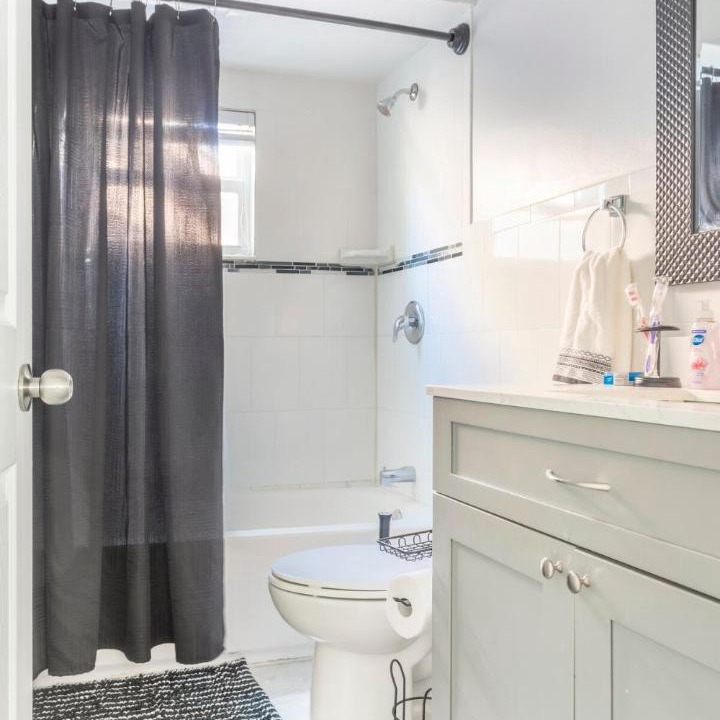 Photo of Bathroom in Sunrise