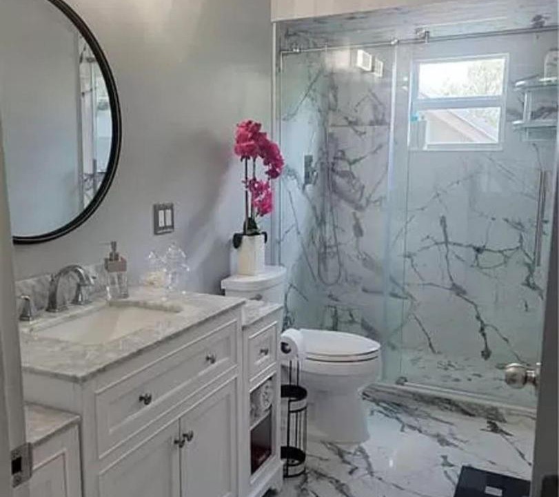 Photo of Bathroom in Sunrise