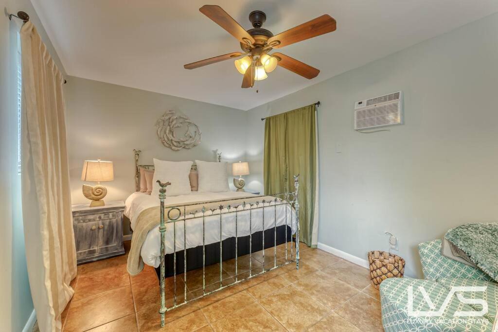 Photo of Others in Poinsettia Heights