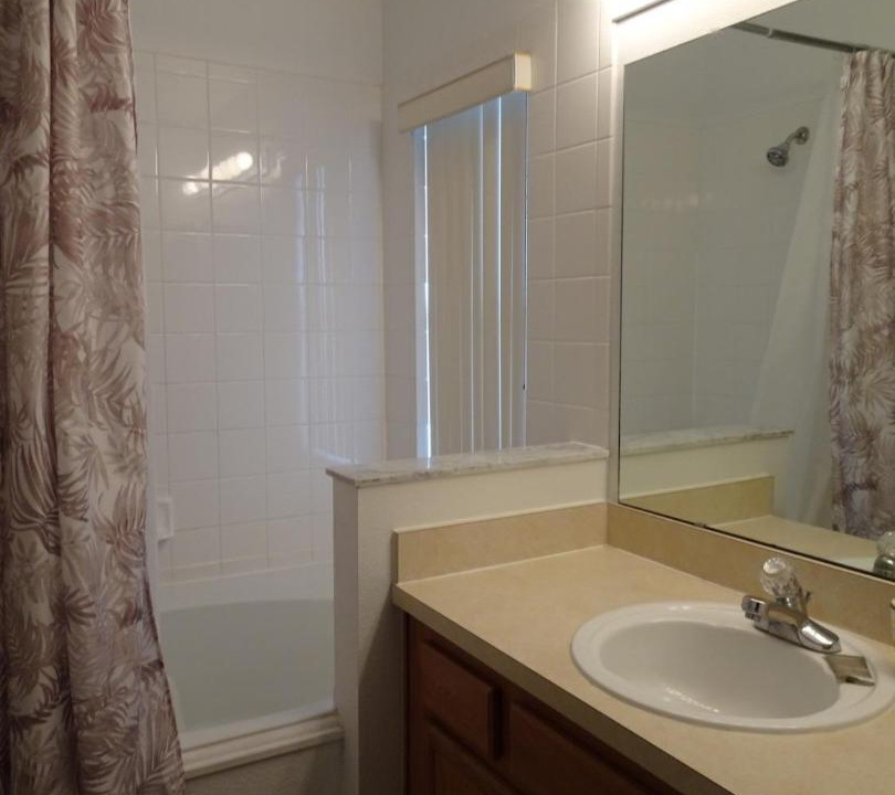 Photo of Bathroom in Sunrise Lakes