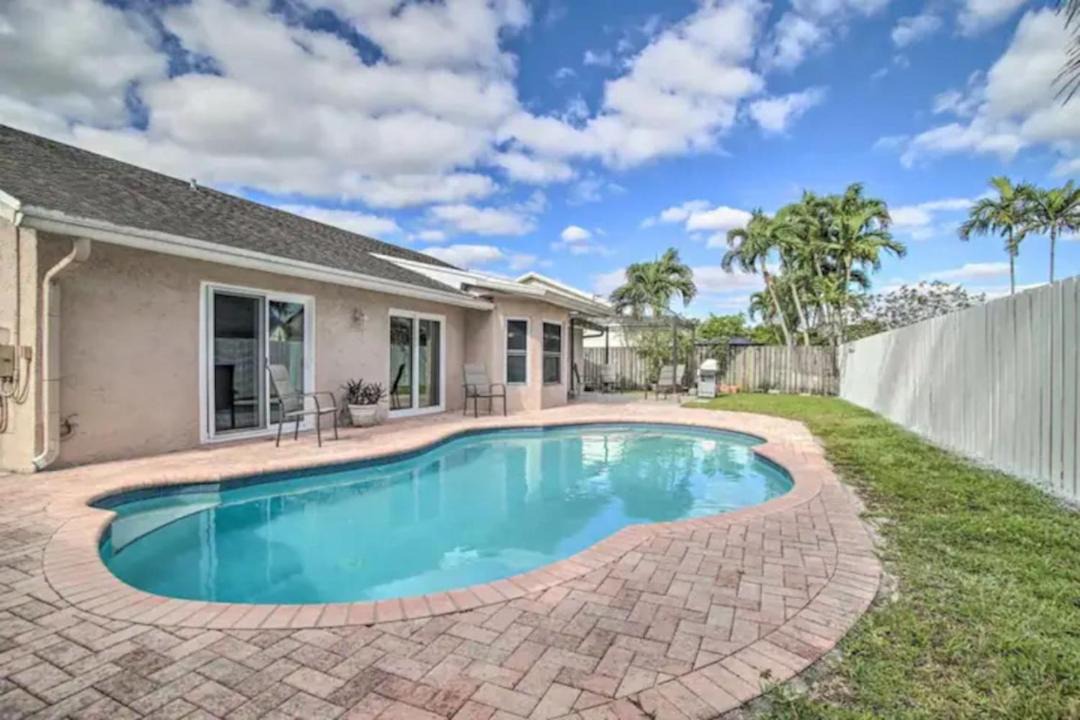 Photo of Others in Lauderhill